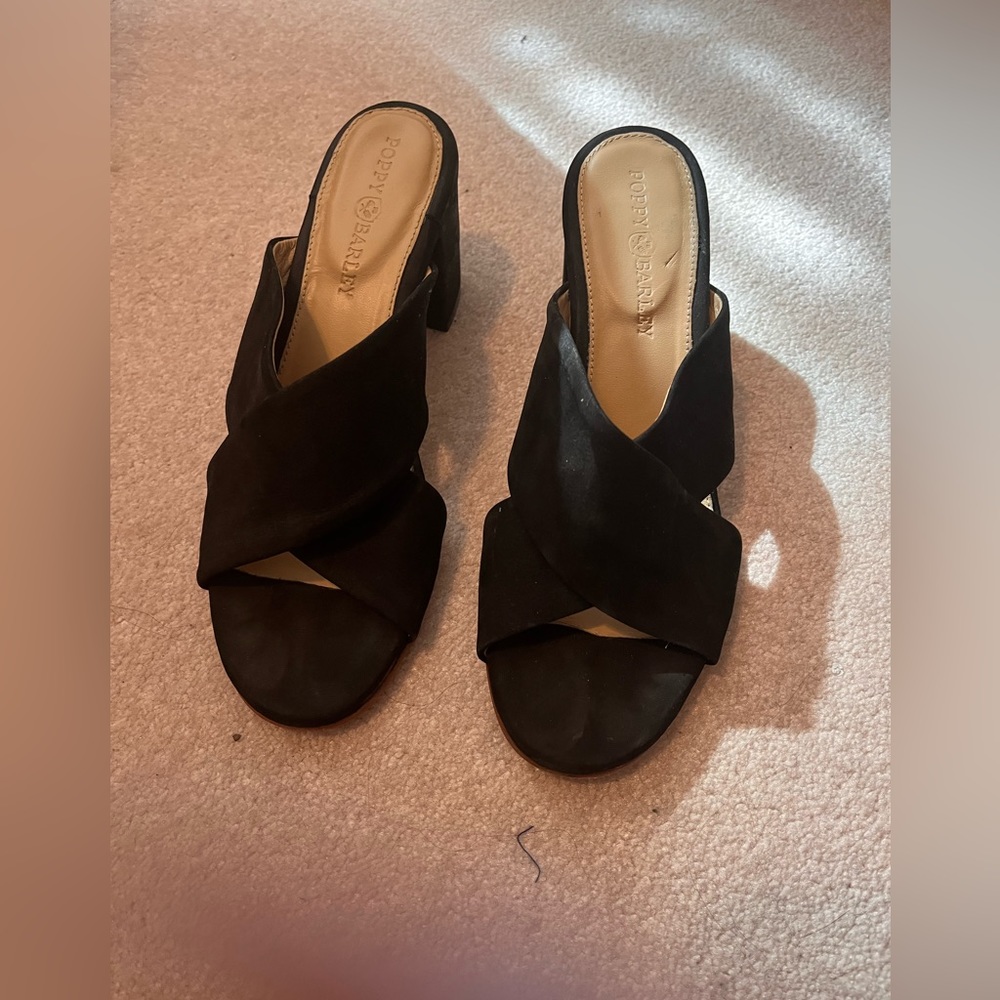 Poppy barley slip on black heels size 7.5